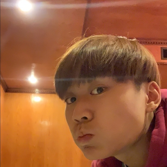 Meet your Posher, James - Picture 1 of 1